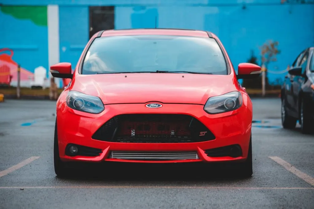 Ford Kuga Jak wybrać idealny silnik do twojego samochodu? Poradnik
